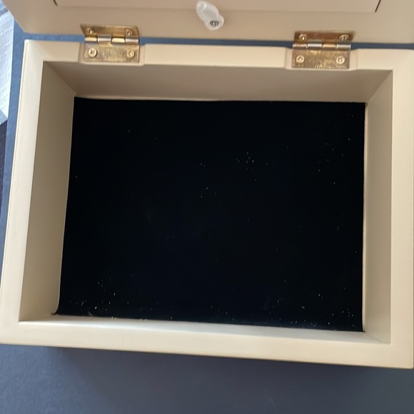 Photo Keepsake Box - Picture 7 of 9